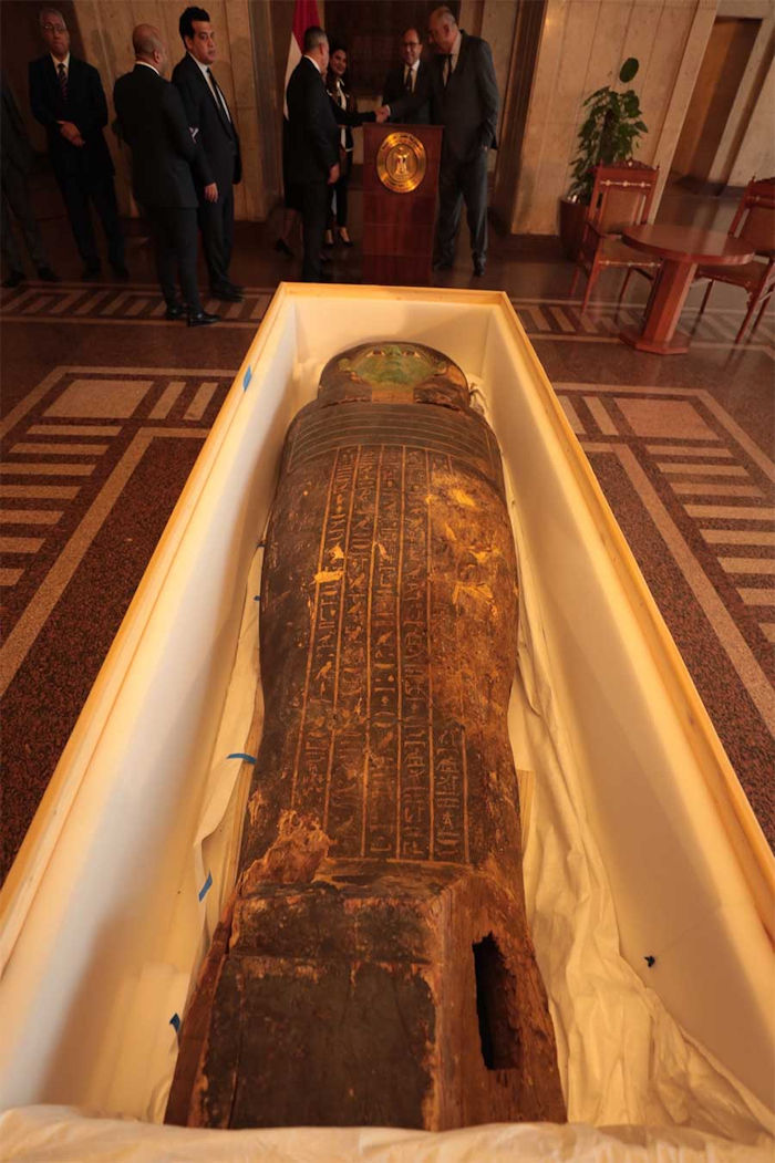 Looted Green Coffin Of Ancient Egyptian Priest Returned To Egypt From