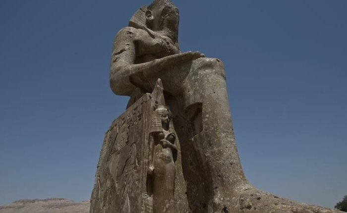 A statue of pharaoh Amenhotep III and his wife Tiye are presented in Egypt's temple city of Luxor, March 23, 2014