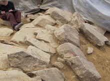 Drawing documentation of large blocks that form the outer face of the wall. Photo by M.S. Przybyła