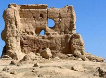 Ruins of Jiaohe, a city where all the buildings were dug from earth and wood was rarely used. Credits: China Tour Guide