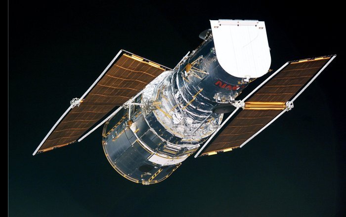 On This Day In History: Hubble Space Telescope Was Launched - On April ...