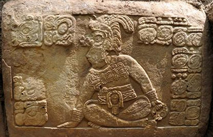 On This Day In History: Maya King Yuknoom Ixquiac 'Jaguar Paw Smoke' Assumes The Crown Of Calakmul - On Apr 3, 686