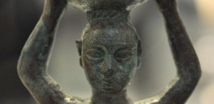 A close-up image of the upper part of a copper figurine of Ur-Nammu, king of Ur. Image credit: Ancient Encyclopedia