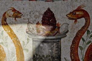 A Well-Preserved Lararium Shrine Discovered At Pompeii - Ancient Pages