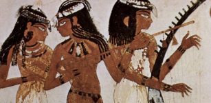 Why And How Did Ancient Egyptians Women’s Rights Change During The Greco-Roman Period