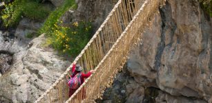 Keshwa Chaca - Last Suspension Rope Bridge Of Inca People