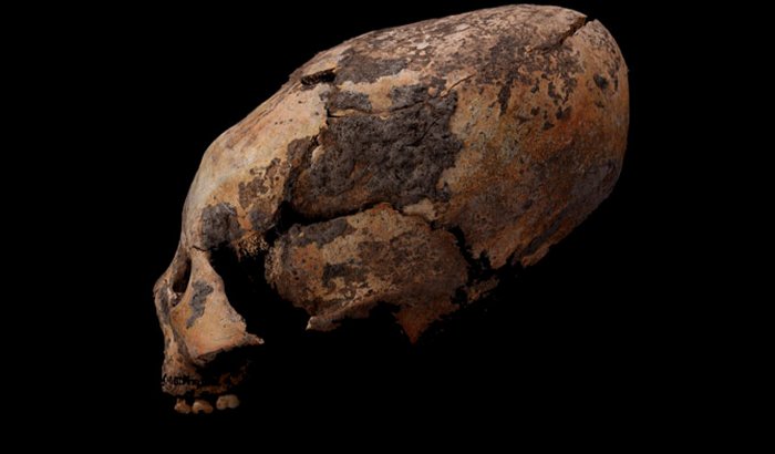 Ancient tombs in China have revealed what may be some of the oldest known human skulls to be intentionally reshaped.