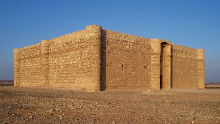 Strange Desert Castle Qasr Kharana In Jordan