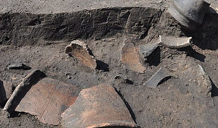 2,000 Years Old Warrior Graves Discovered near Bejsce