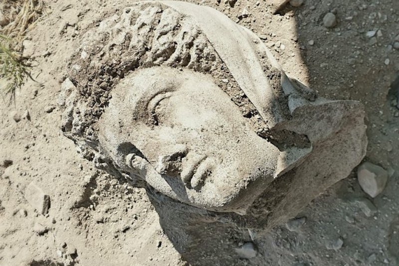 3rd century sculpture found in Perge