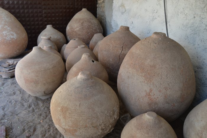 Pithoi filled with wheat in the ancient city of Amorium, Afyonkarahisar, central Turkey, July 31, 2020. (AA PHOTO)