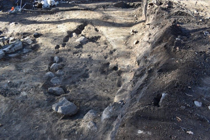 Rare Viking Ship Burial At Gamla Uppsala Reveals Its Secrets – What’s Inside? Rare Viking Ship Burial At Gamla Uppsala Reveals Its Secrets – What’s Inside?