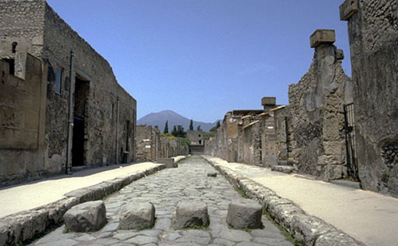 Pompeii ruins