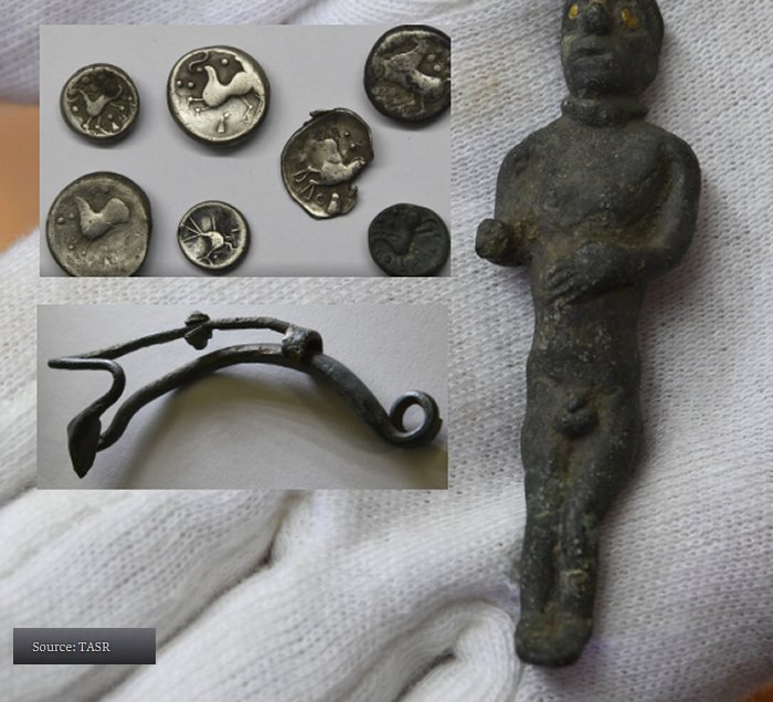 Bronze Celtic Figurine Of Man With Golden Eyes Found In Slovakia Bronze Celtic Figurine Of Man With Golden Eyes Found In Slovakia