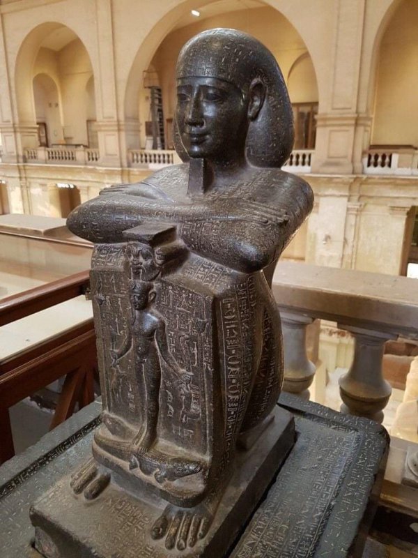 Ancient Secrets Of The Black Basalt Statue Of Priest Djedhor Revealed ...