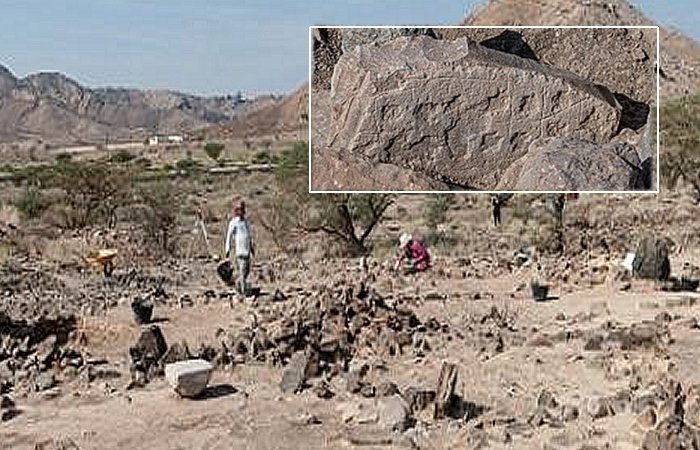 Unique 4,000-Year-Old Board Game - Unearthed In Oman