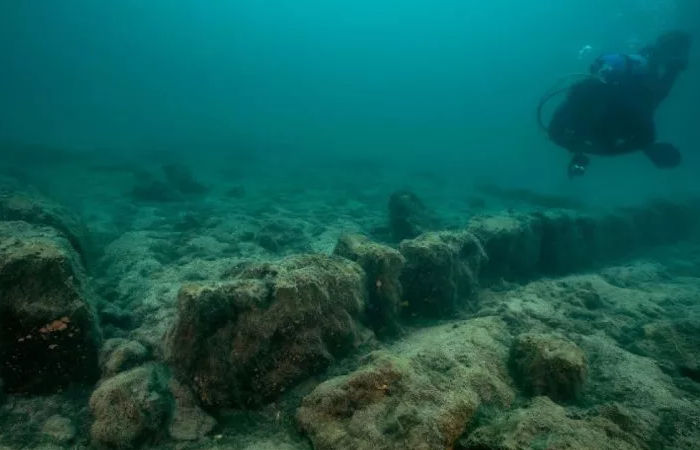 Lost Maya City Hidden In The Volcanic Lake Atitlán Explored By ...