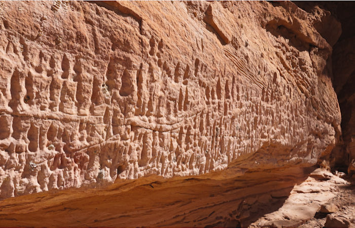 Story Behind A Huge Mysterious Ancient Rock Art Site In Central Queensland Revealed By Scientists