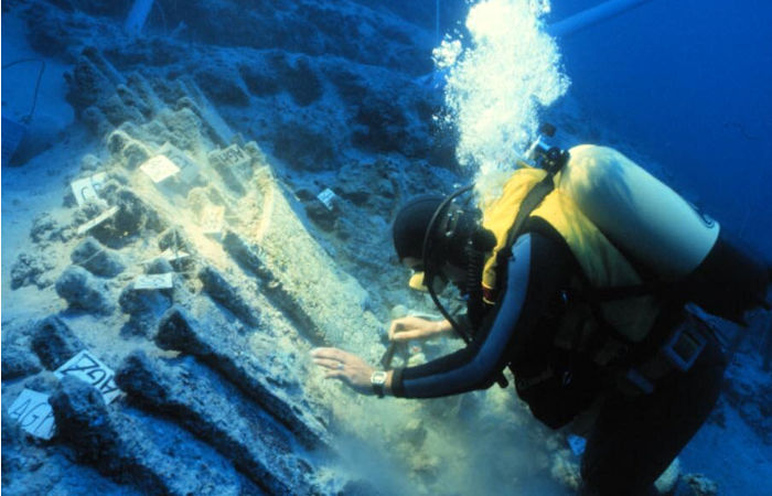 2,000-year-Old Uluburun Shipwreck Reveal Complex Trade Network