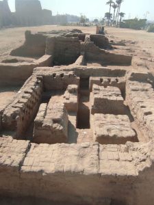 Major Discovery Of A Complete Ancient Roman City In Luxor, Egypt ...