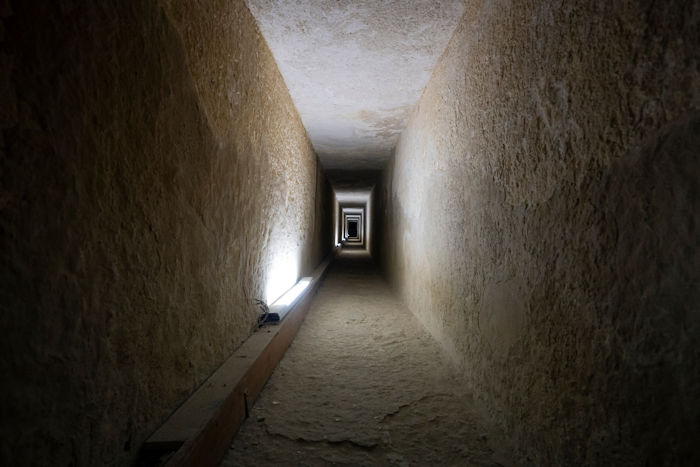 Long Mysterious Tunnel Discovered Inside The Khufu Pyramid Ancient Pages