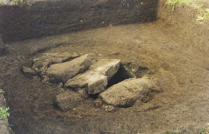 Mystery Of The 2,000-Year-Old Grave On The Isles Of Scilly Solved!