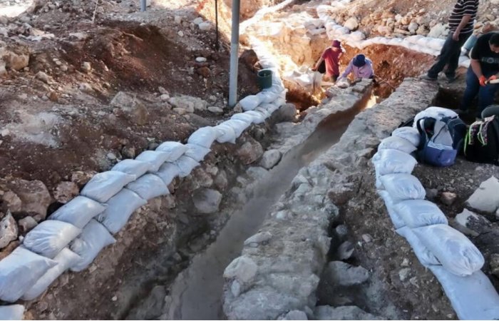 Massive And Well-Preserved Second Temple-Era Aqueduct Unearthed In Jerusalem