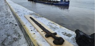 Well-Preserved 1,000-Year-Old Ulfberht Sword Found In The Wisla River, Poland