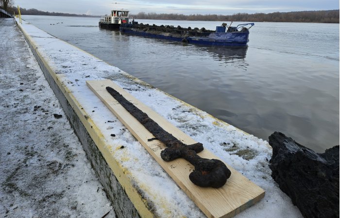 Well-Preserved 1,000-Year-Old Ulfberht Sword Found In The Wisla River, Poland