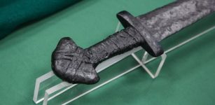 Magnificent Viking Era Sword Found By Divers In The Suprasl River, Poland