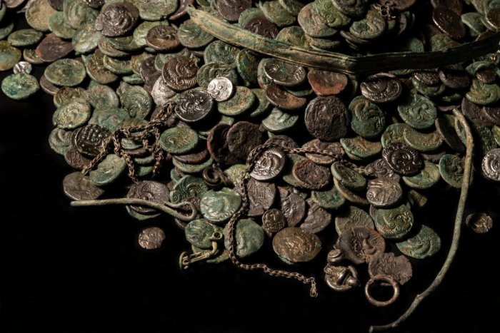 Ancient Mystery Of The Le Câtillon Hoard - The Largest Celtic Iron Age Hoard Ever Unearthed Ancient Mystery Of The Le Câtillon Hoard - The Largest Celtic Iron Age Hoard Ever Unearthed