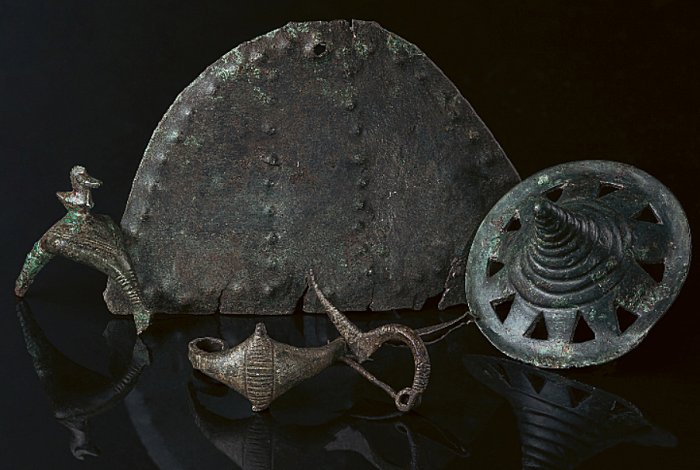Hundreds Of Bronze And Iron Age Artifacts Discovered On Hungary’s Volcanic Somló Hill Hundreds Of Bronze And Iron Age Artifacts Discovered On Hungary’s Volcanic Somló Hill