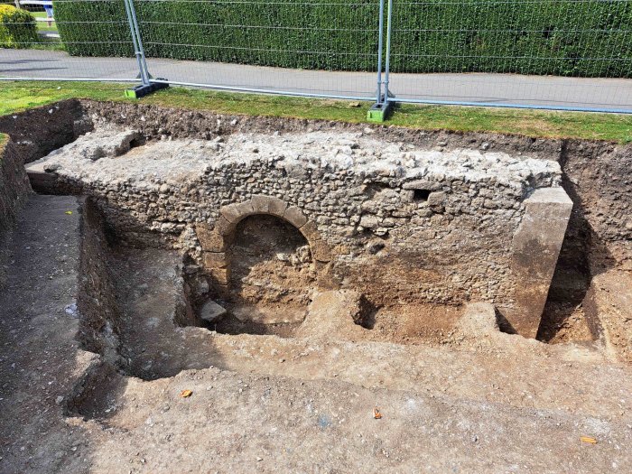 Remains Of Tower That Defended Chichester's Castle Built After The Norman Conquest Of England - Unearthed Remains Of Norman Tower That Defended Chichester’s Castle - Unearthed