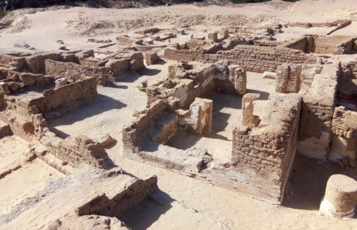 Lost Ancient Coptic City Discovered In The Kharga Oasis In Egypt's Western Desert