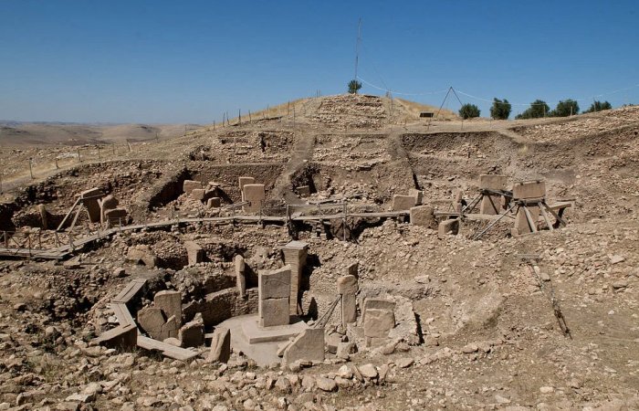 Unique Ancient Human Statue Found Embedded In A Wall At Göbekli Tepe Unique Ancient Human Statue Found Embedded In A Wall At Göbekli Tepe