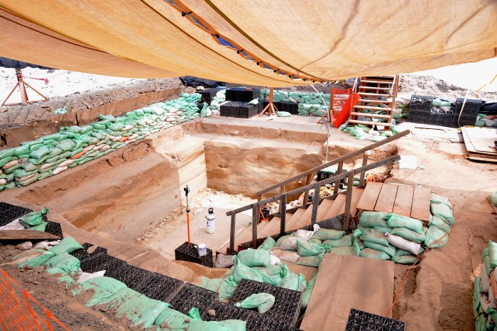 Paleolithic Stone Tools Reveal Where The First Americans Migrated From Paleolithic Stone Tools Reveal Where The First Americans Migrated From