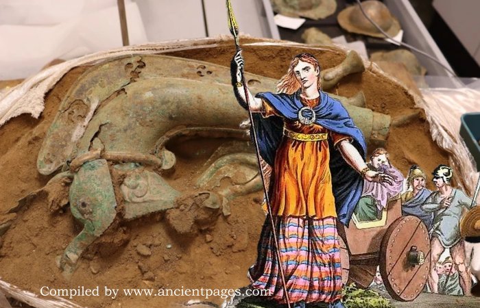 Remarkable Iron Age Hoard With 2,000-Year-Old Carnyx And Other Rare Artifacts Unearthed In Norfolk, UK Remarkable Iron Age Hoard With 2,000-Year-Old Carnyx And Other Rare Artifacts Unearthed In Norfolk, UK