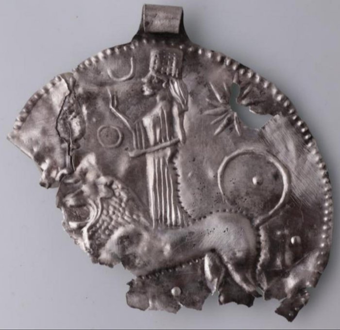 Symbolic Silver Necklace Depicting Mesopotamian Goddess Ishtar Discovered In The Ancient City Of Amos Symbolic Silver Necklace Depicting Mesopotamian Goddess Ishtar Discovered In The Ancient City Of Amos