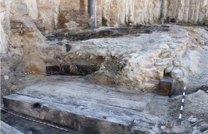 Remarkably Intact Iron Age Timber-And-Stone Structure Unearthed In Aschaffenburg, Germany Remarkably Intact Iron Age Timber-And-Stone Structure Unearthed In Aschaffenburg, Germany