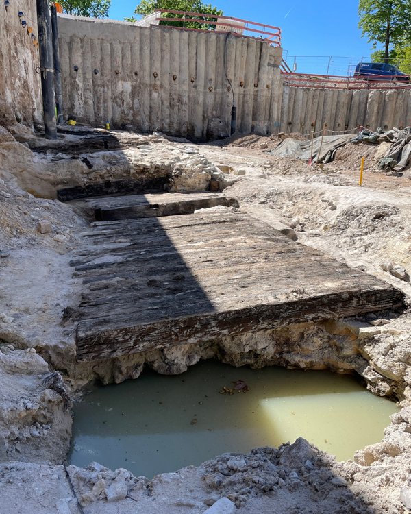 Remarkably Intact Iron Age Timber-And-Stone Structure Unearthed In Aschaffenburg, Germany Remarkably Intact Iron Age Timber-And-Stone Structure Unearthed In Aschaffenburg, Germany
