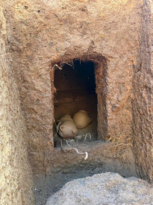 Rare Sealed Etruscan Tomb Unearthed At The San Giuliano Necropolis Rare Sealed Etruscan Tomb Unearthed At The San Giuliano Necropolis