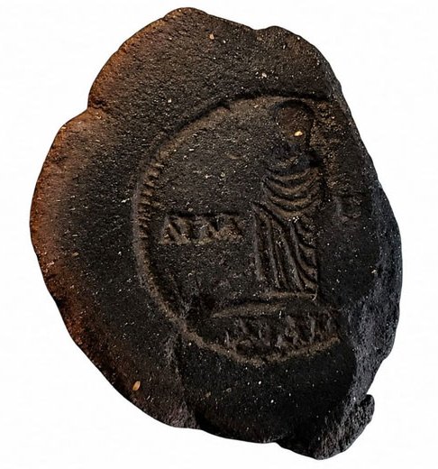 Discoveries At Herakleopolis Magna: Rare Marble Aphrodite Head And Inscriptions Connected To Senusret III Discoveries At Herakleopolis Magna: Rare Marble Aphrodite Head And Inscriptions Connected To Senusret III