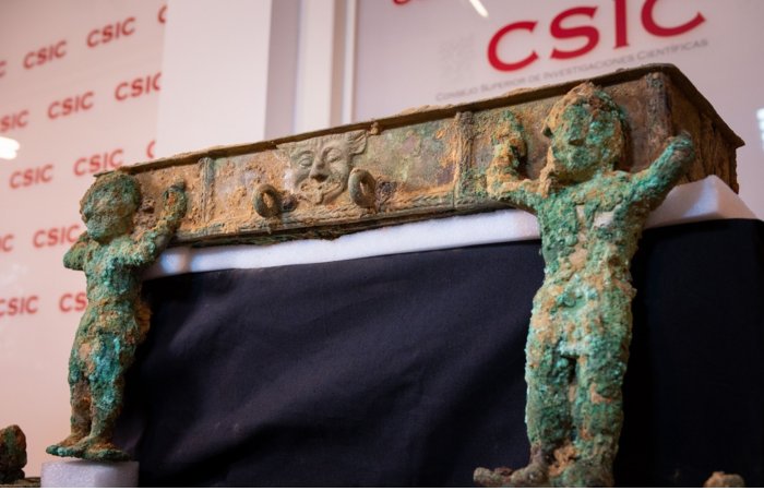 Unique 2,500-Year-Old Bronze Chariot Adorned With Mythological Figures Sheds Light On The Mysterious Tartessian Civilization Unique 2,500-Year-Old Bronze Chariot Adorned With Mythological Figures Sheds Light On The Mysterious Tartessian Civilization